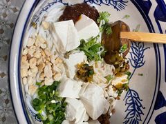 -蜗牛小馆醉乡民谣云南菜(惠新西里店)