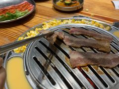 -青瓦炭韩潮烤肉(花园道店)