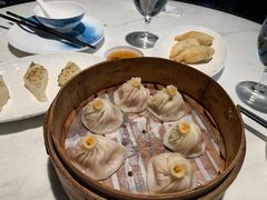 蟹粉小笼包-绿波廊(豫园店)