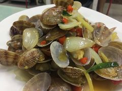-小辣妹川味海鲜加工店(第一市场椰风巷店)