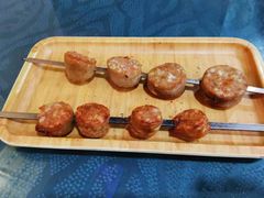 烤米肠-乡村馕坑肉·烧烤·新疆菜·本地人更爱吃(阿勒泰首店)
