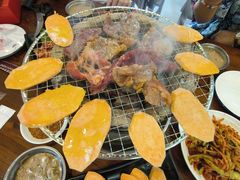 -韩风烤牛肉冷面店