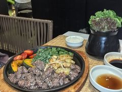 黄油烤安格斯牛肉-Fuzzy Bistro 浮几韩餐·茶酒馆