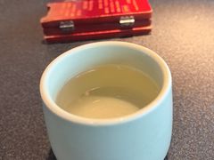 -蝴蝶里·粤菜·点心(滨江龙湖店)