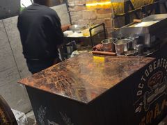 -麦凯伦烧烤·精酿超级工厂店(金桥总店)