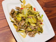 酸菜牛肉-吴祥记潮州菜·百年老字号·砂锅粥
