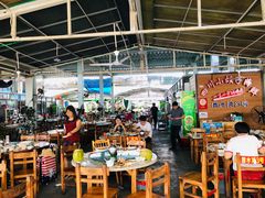 大堂-四川小胡子海鲜(丁村万人海鲜广场店)