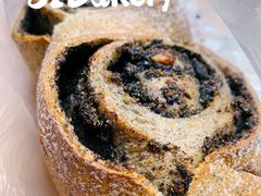 巧克力核桃乳酪-81bakery(关山路店)