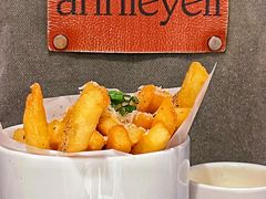 -阿妮叶李(光谷世界城店)