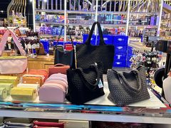 -王权免税店(普吉机场店)