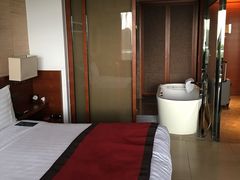 -三亚湾海居铂尔曼度假酒店