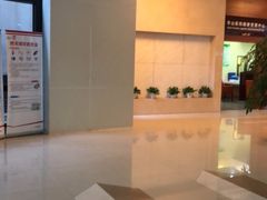 -复旦大学附属华山医院(浦东院区)