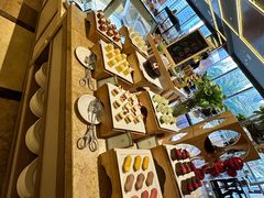 -大中华希尔顿酒店-念自助餐·嗨啤·小龙虾
