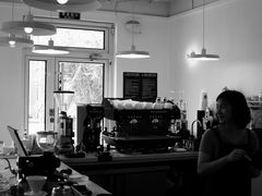 -Cafe Villa
