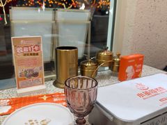-小董哥烤串·爆汁大油边(故宫店)