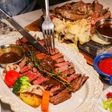 浪漫的魔女主厨西餐厅，新年约会的首选地‼️