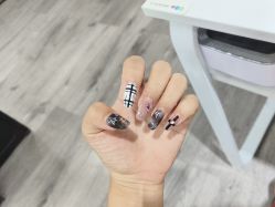 -晨·艺美甲美睫