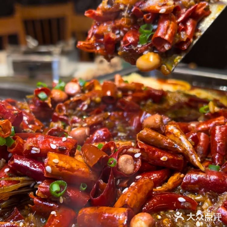 张家艺猪骨砂锅真的爱上了😻