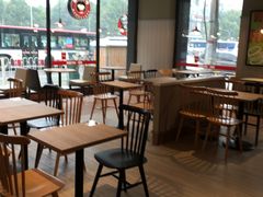 用餐区-肯德基(西稍门店)