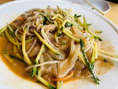 -关东小磨东北菜(上海长风大悦城店)