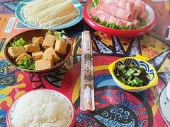 -弘烨 贵州酸汤 鱼火锅(东财店)