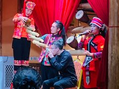 -老滇山寨•云南特色菜•地方菜•民族风情歌舞表演(金碧店)