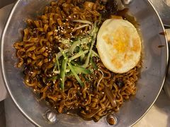 炸酱拉面-富乐满韩国正宗炸鸡韩国料理(虹泉路店)