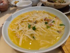 -港丽餐厅(高德置地店)