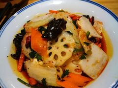 老陕拌菜-小六汤包(万和城店)