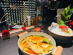 -蟹犇前•帝王蟹雪蟹(陆家嘴店)
