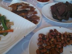 -湖庭壹品鸭王·传统北京烤鸭·别墅私房菜·庭院宵夜(江宁店)