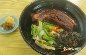 Pork and Celery with Tofu Skin
