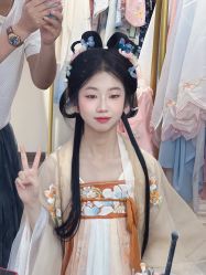 -苏悦旅拍·汉服旗袍体验馆