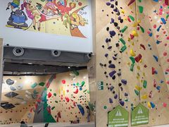 -ROCKPLUS攀岩馆(环宇城店)