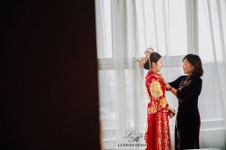 点击看大图 -拉瑞娜LaReine婚纱礼服高级定制