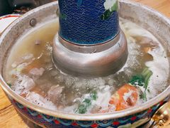 苏尼特羔羊肉-毛辣果·贵州红酸汤牛肉火锅(西单店)