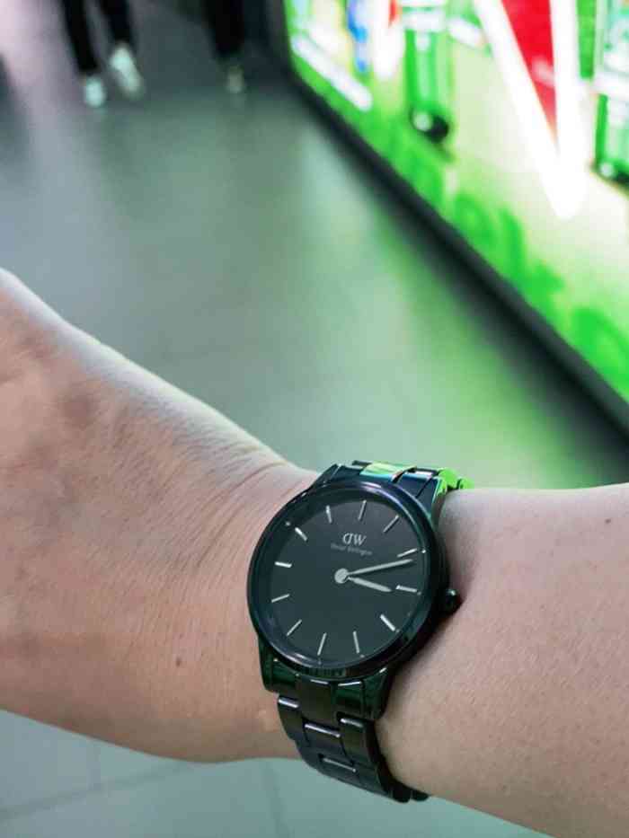 daniel wellington(朝阳大悦城店)-"今天在这家店里买只手表,不错,看