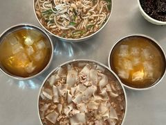 -正宗杨记普洱酸醋米线(总店)