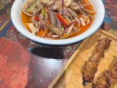 -乡村馕坑肉·烧烤·新疆菜·本地人更爱吃(阿勒泰首店)