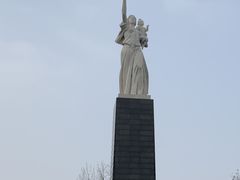 -侵华日军南京大屠杀遇难同胞纪念馆-停车场