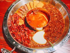 番茄鸳鸯锅-谭鸭血老火锅(远大购物广场店)
