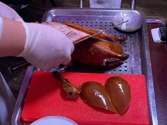 精品烤鸭-悦江(梅奔中心店)