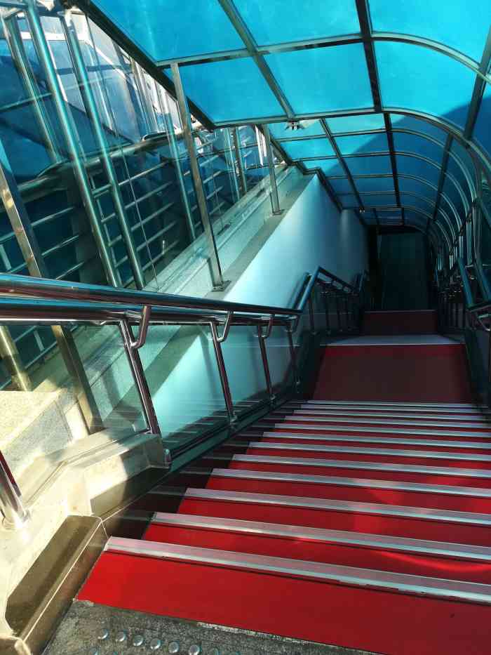 塘沽(地铁站)-"塘沽地铁站是天津地铁九号线,由天津站发出.