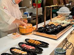 -咖啡苑自助餐厅·中国大饭店