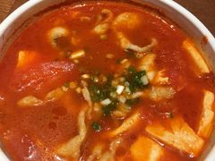 -渝是乎酸菜鱼(龙旗购物中心店)