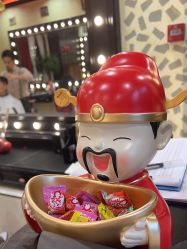 -东方先生国潮男士理发馆