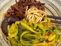 -梅溪·小伙子干挑面(安吉总店)