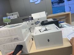 -DJI大疆(深圳华强北曼哈授权体验店)