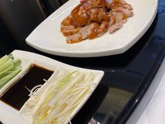 新雅片皮鸭-新雅粤菜馆(南京东路店)