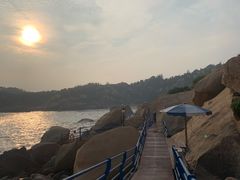 -那琴半岛地质海洋公园